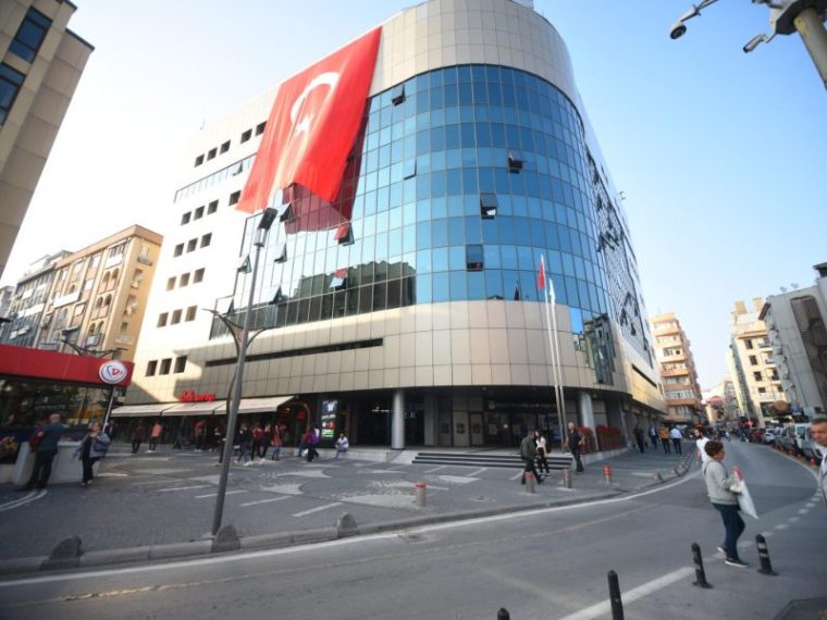 Balıkesir Büyükşehir Belediyesi hizmet binası