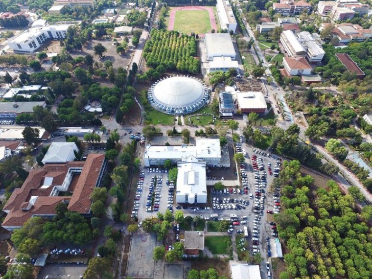 Ege Üniversitesi kampüsü, İzmir